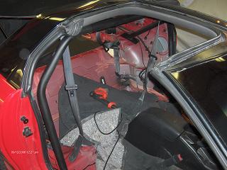 Roll bar in interior